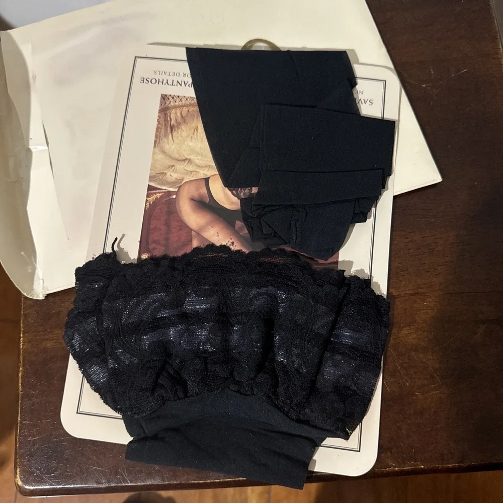 victoria's secret Vintage Lace Top Thigh Hi Stockings Discontinued Black Tall